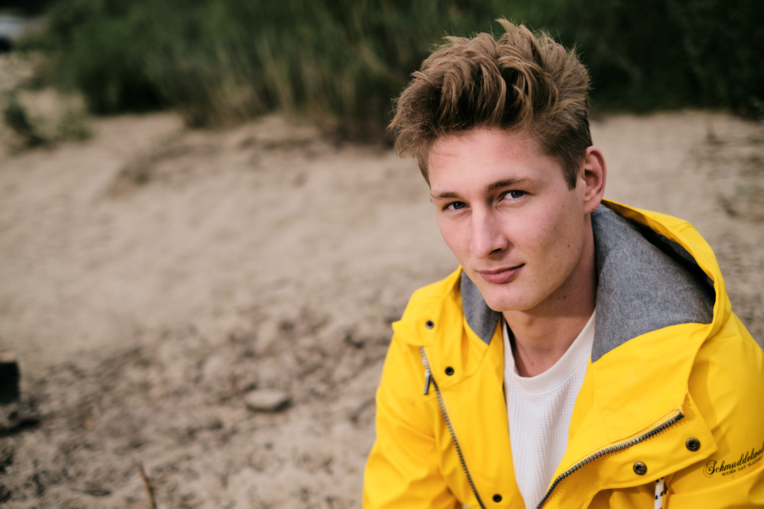 Yannik Meyer auf der Theaterbühne Wie im Himmel Offizieller Unter